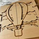 Coffre-aux-etoiles-faire-part-naissance-bois-Montgolfiere-04.webp