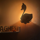 Le-Coffre-Aux-Etoiles-2000px-Veilleuse-Murale-Cygne-01.webp