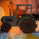 Le-Coffre-aux-etoiles-veilleuse-bois-personnalisable-Tracteur-02.webp