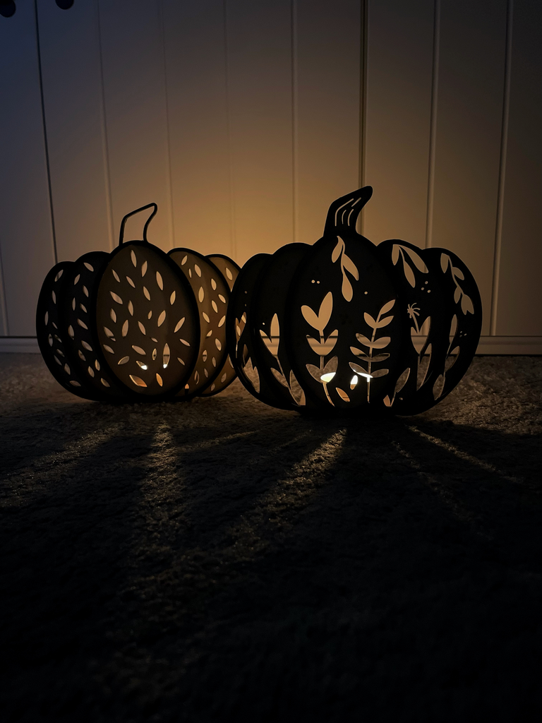 DESTOCKAGE - Photophore Citrouille en bois – Déco cocooning d’Halloween (Feuillages)
