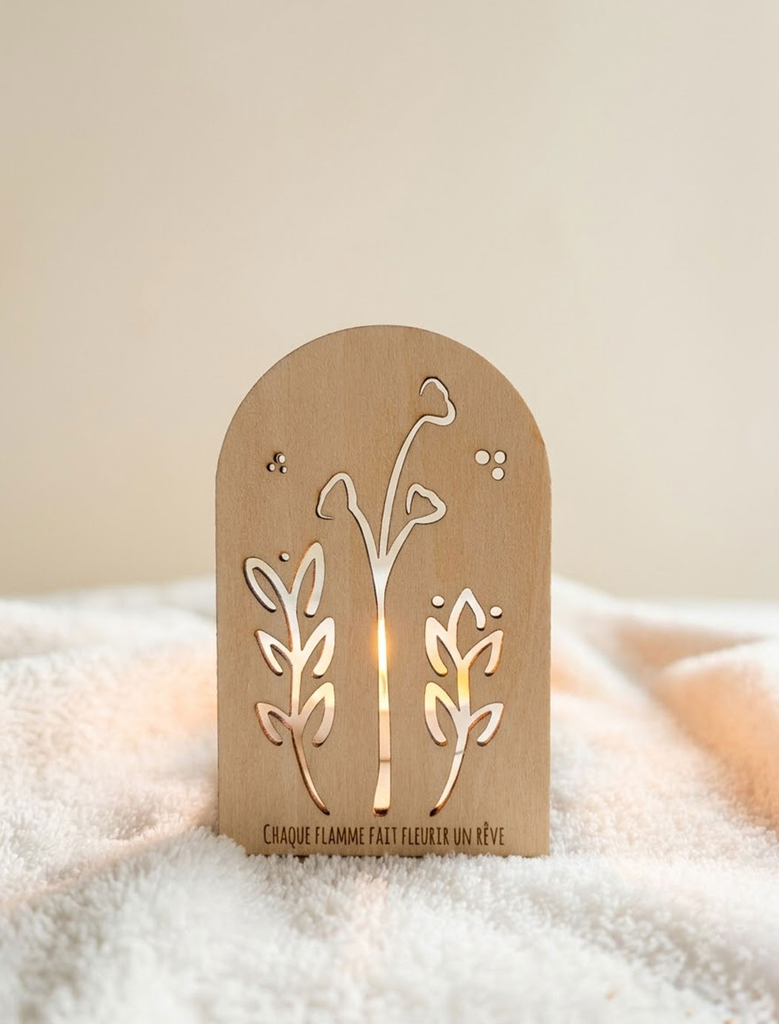 Photophore Bois "Flamme fleurie" – Lueur & Rituel du Soir