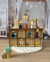 Rangement château pour figurines en bois